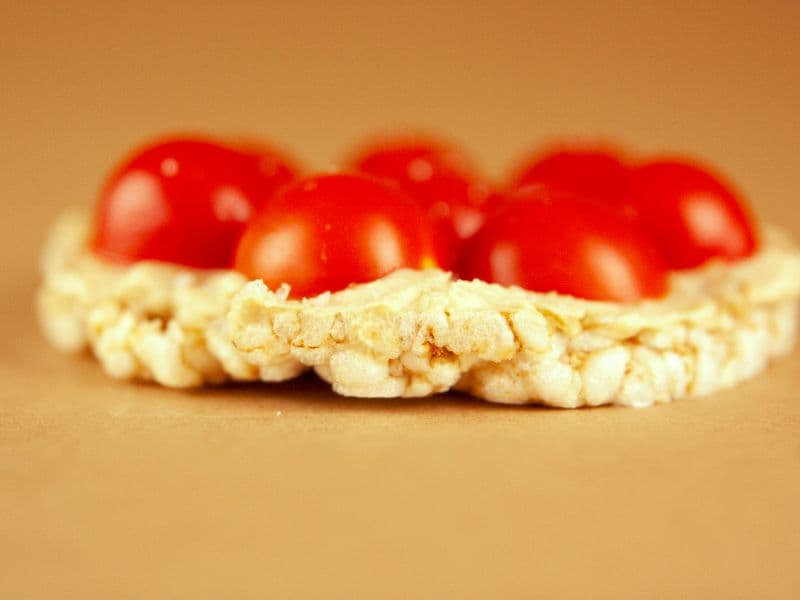 Brown rice cakes