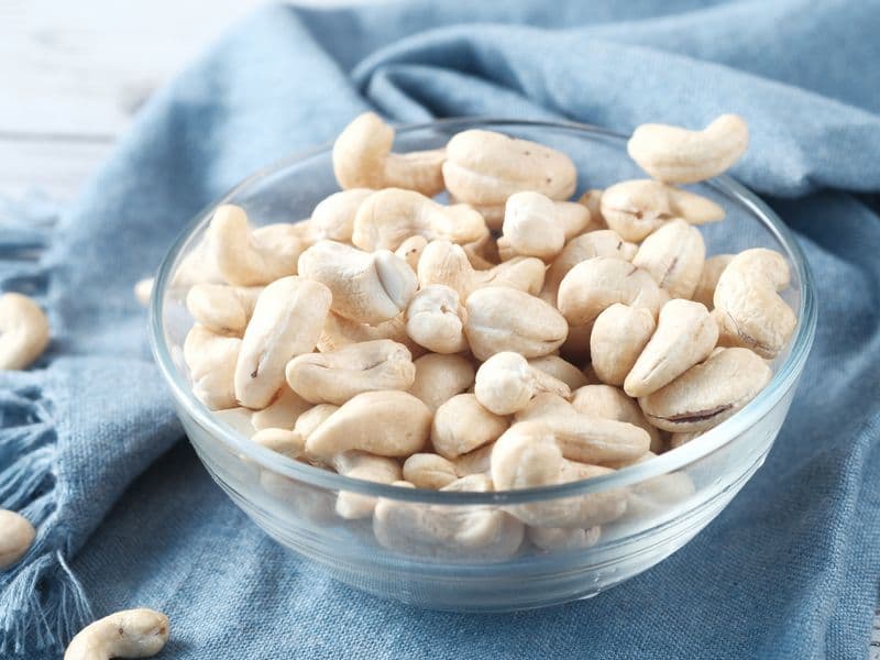 Cashews, oil roasted