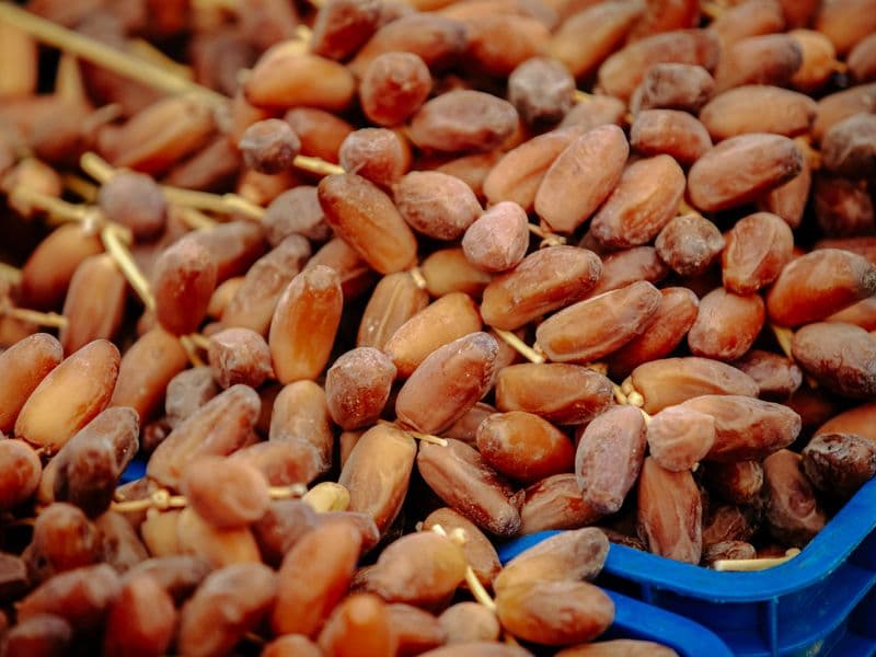 Dates, deglet noor