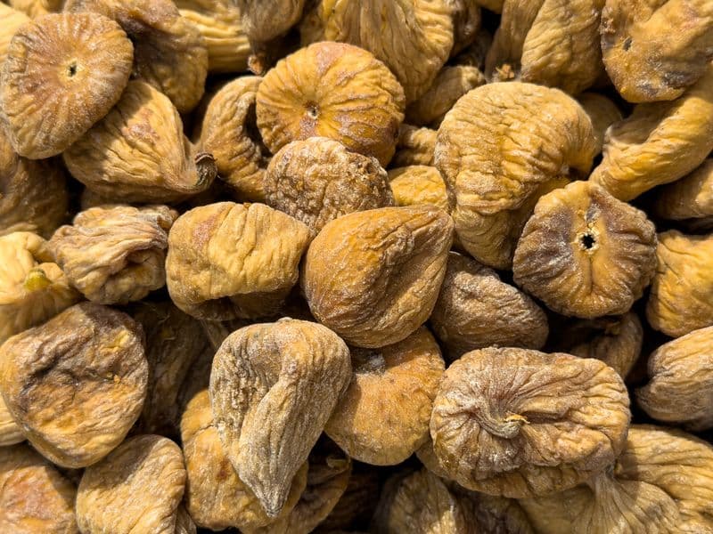 Dried figs