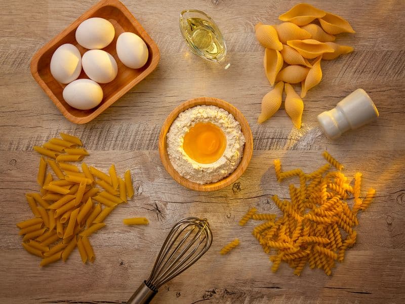Egg noodles, cooked