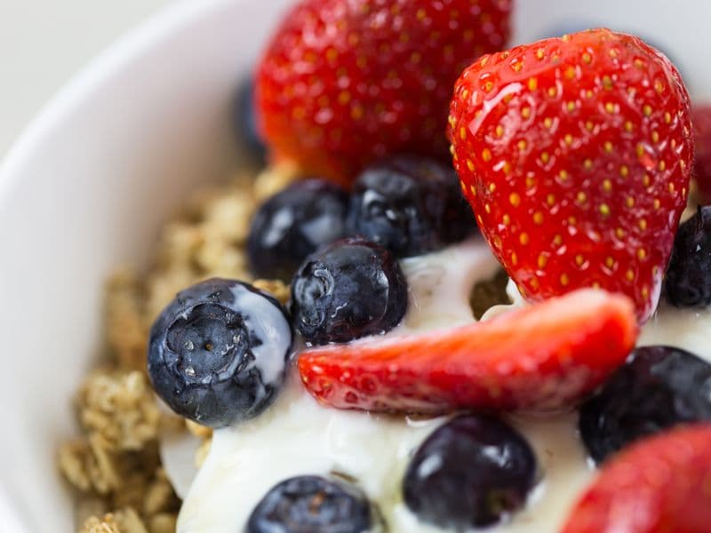 Greek Yogurt Berry Bowl