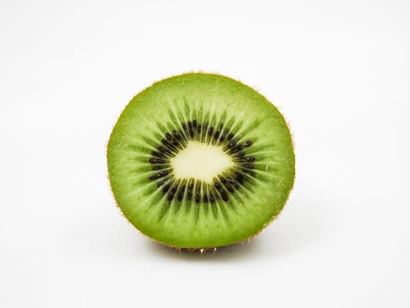 Kiwifruit, raw