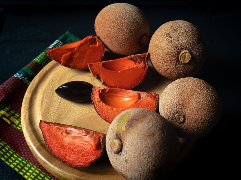 Mamey apple, raw