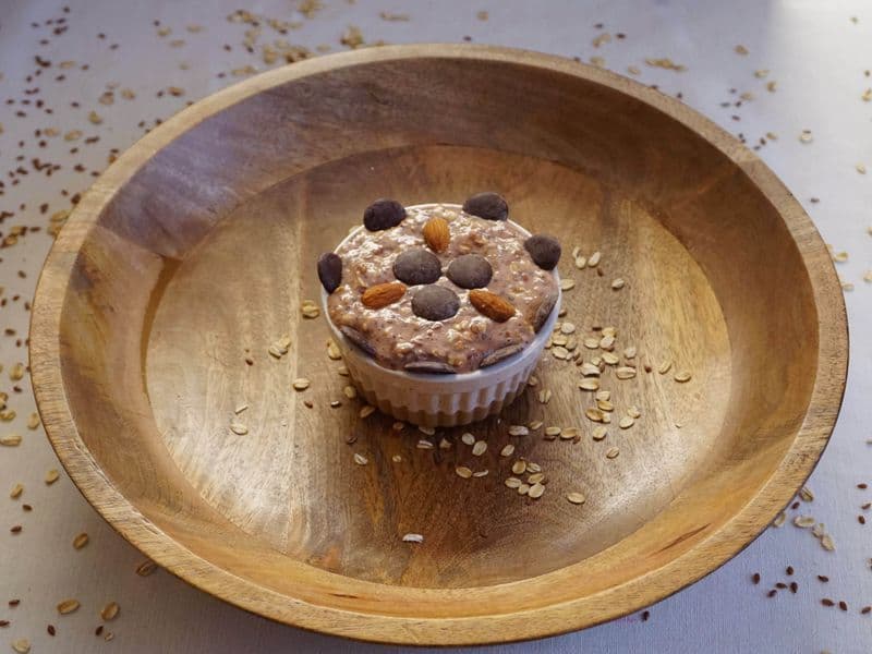 Oat bran, raw