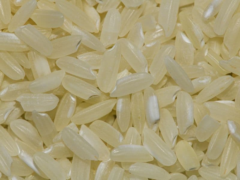 Parboiled white rice, cooked