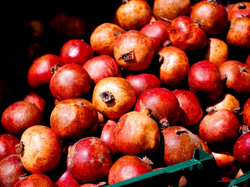 Pomegranate, raw