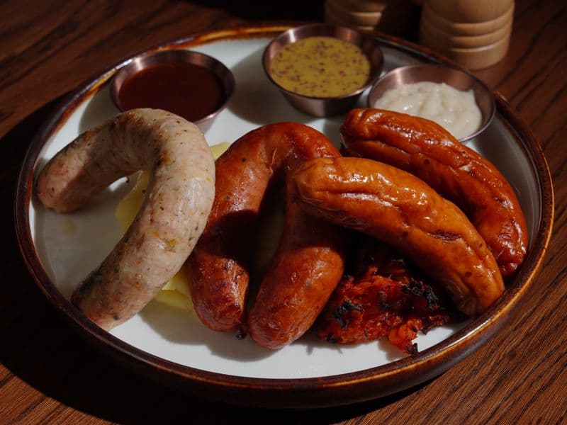 Pork frankfurter (hot dog)