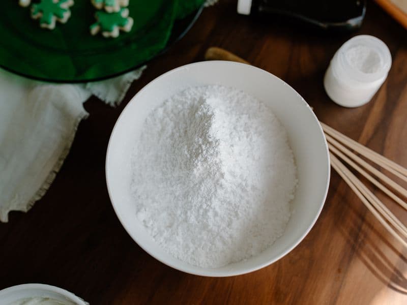 Powdered (confectioners) sugar