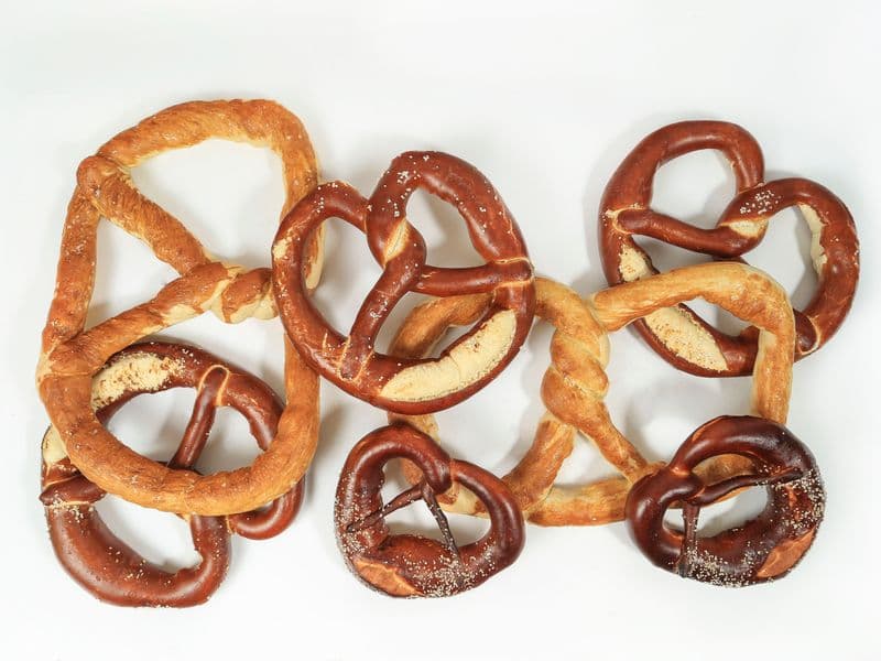 Pretzels, hard