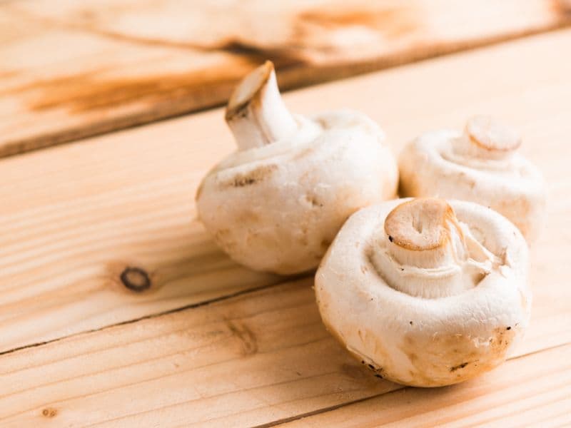 White mushrooms, cooked