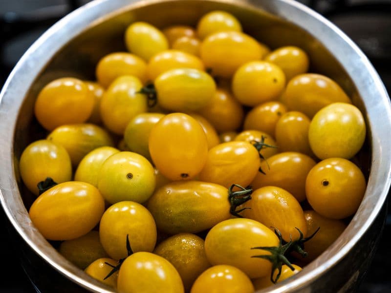 Yellow tomato, raw